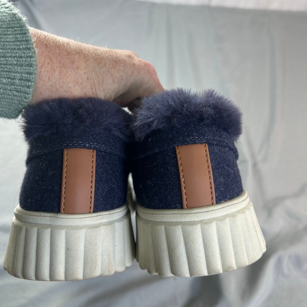 Skechers cozy Ojai women's moccasin slippers in navy faux wool and faux fur - Picture 4 of 8